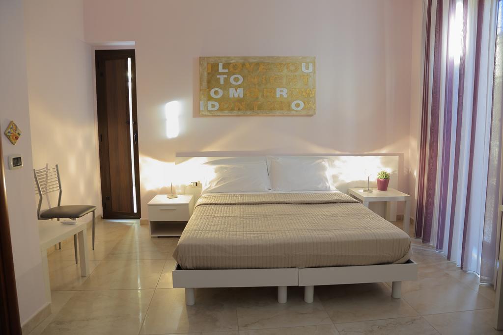 Four Rooms Agrigento Exterior photo